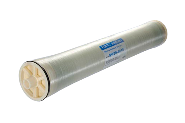 如何通過(guò)設(shè)計(jì)反滲透膜多級(jí)系統(tǒng)提高水回收率